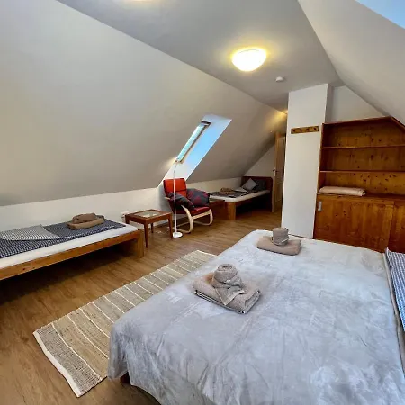 Chata Hubertka Krkonose Vítkovice Esterno foto